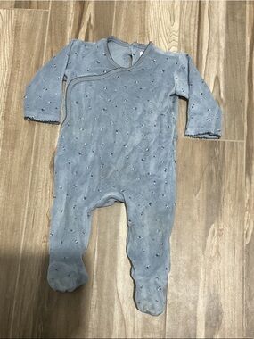 Elys & co Baby boy blue floral print footie